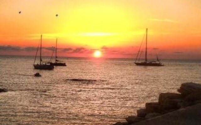 La Jetée Hotel & Restaurant