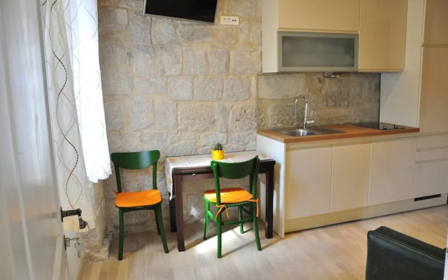 Modern Studio in the City Center
