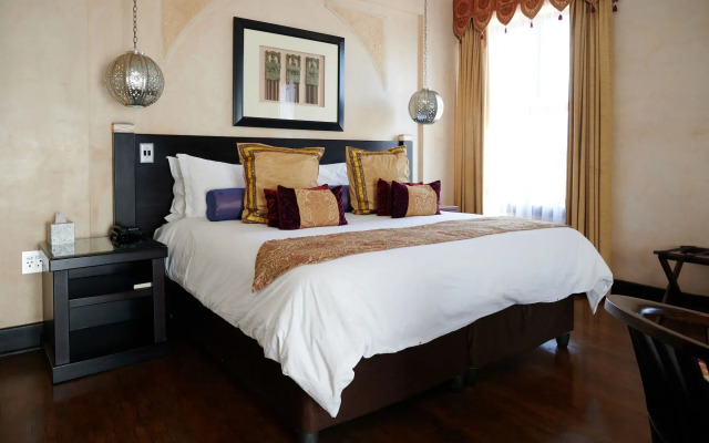 Royal Elephant Hotel & Conference Centre