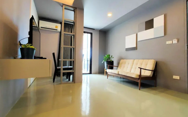 Silom Studios