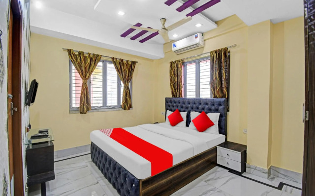 OYO Flagship 80558 Nirwana Gust House Newtown