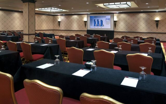 Trumbull Marriott Shelton