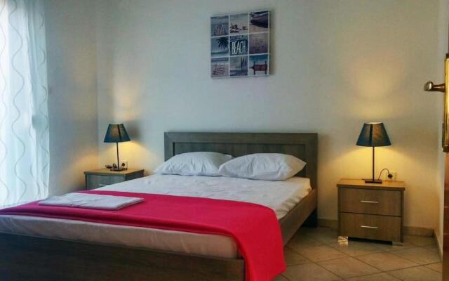 Roses RT apartments Skioni I