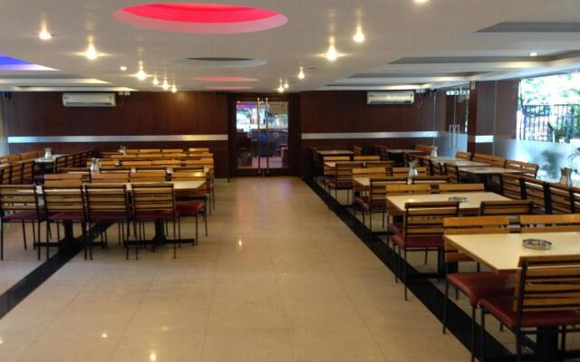 Hotel Empire International - Koramangala