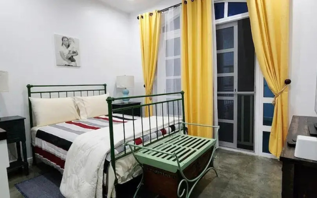 Casinha Nova - Entire Home With City & Ocean View in Sao Filipe