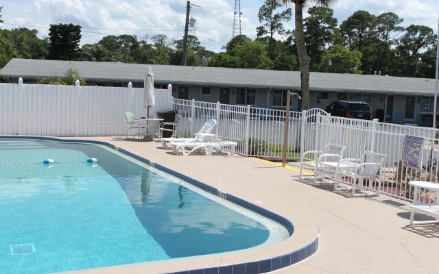 Carters Motel and Mobile Home Village