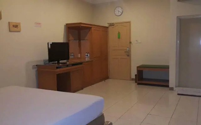 OYO 640 Hotel Maricaya