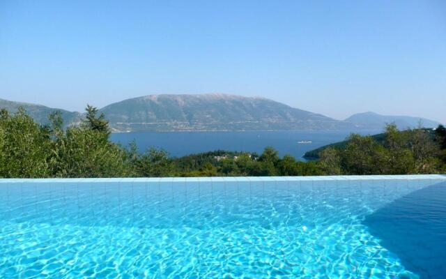 Villa Helios sea view & pool 3km from Fiskardo