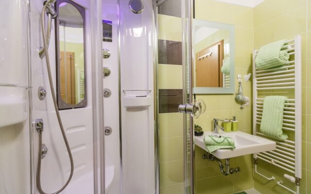 A2 - Modern Luxury apt w. big Balcony, sea View,