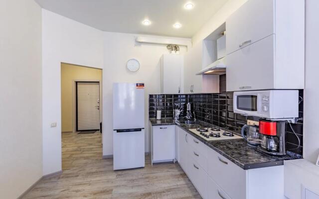 Apartments on Krymskaya street 22k19