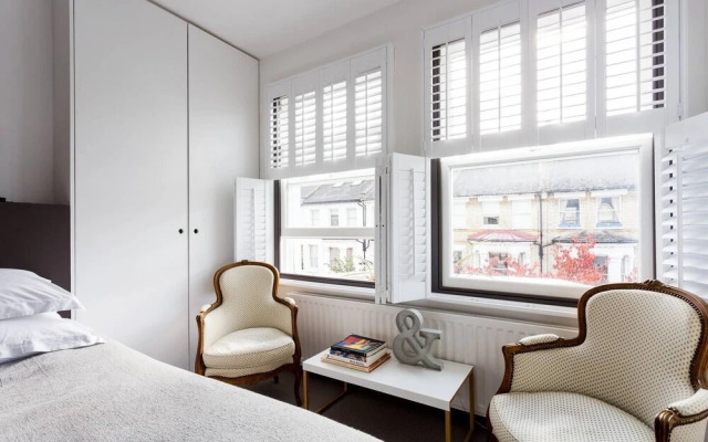 Stylish Fulham 2bed loft flat, 5 min from tube