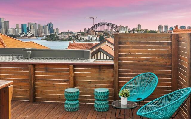 Cremorne Point Manor
