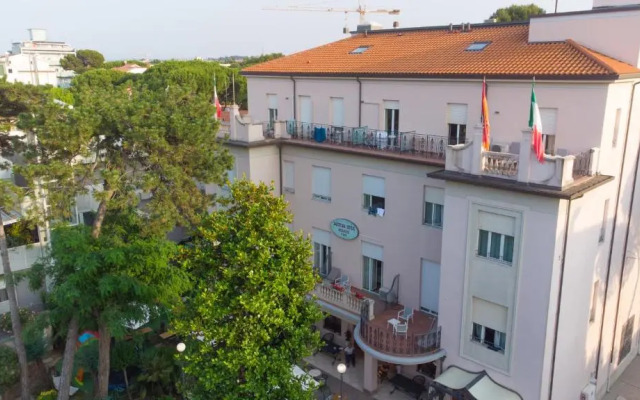 Palace Hotel Domus Mea