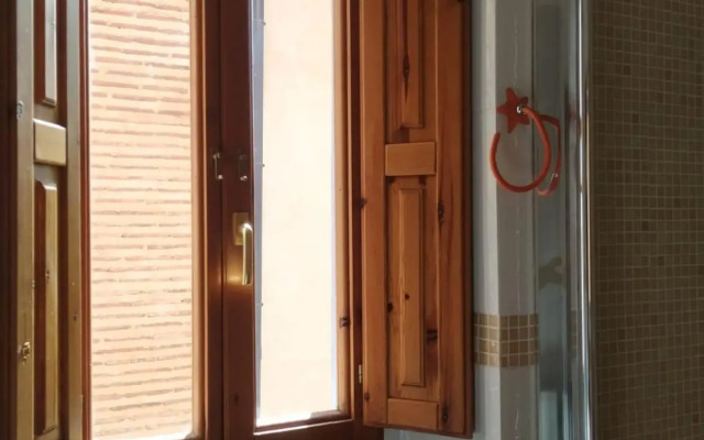 Bonito apartamento con encanto en casco antiguo RON 7