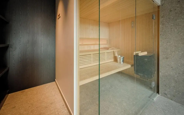Agora Wellness suites