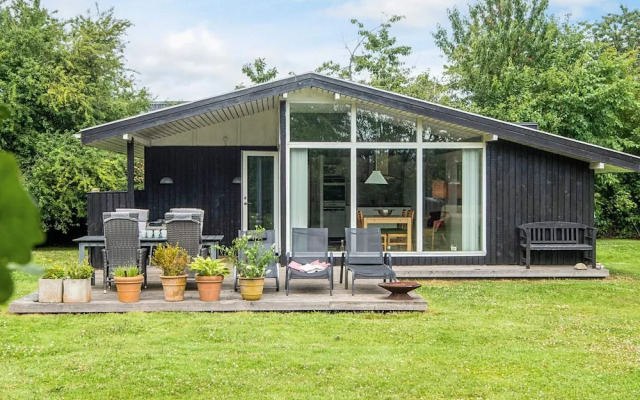 5 Person Holiday Home in Odder-by Traum
