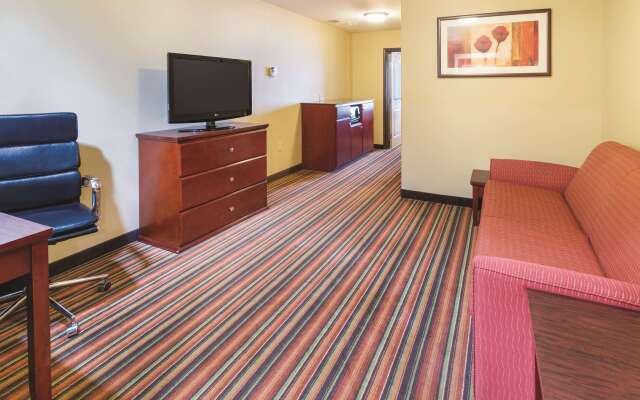 La Quinta Inn & Suites by Wyndham Woodway - Waco South