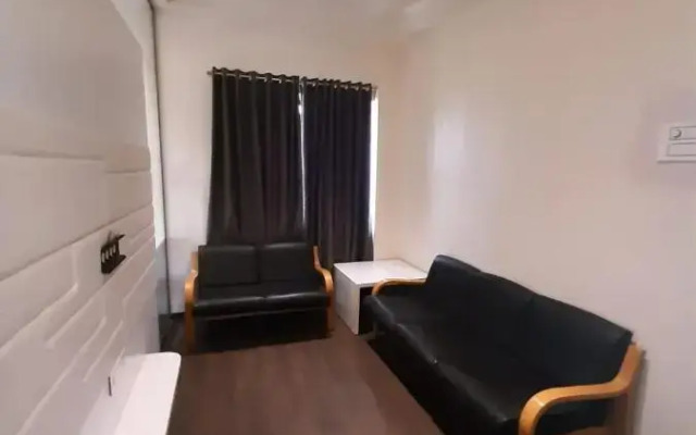 Hotel Lotus Residency