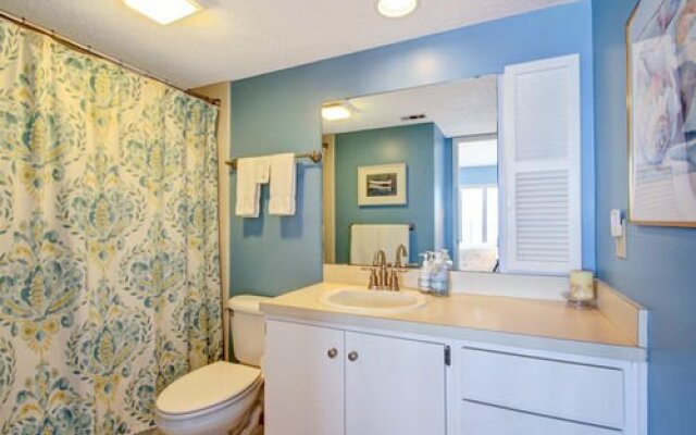 Amelia Surf And Racquet Club condo