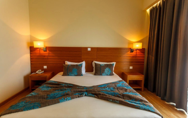 Hotel Caravelas