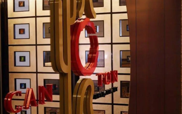 HiONE Holiday Hotel Taipei