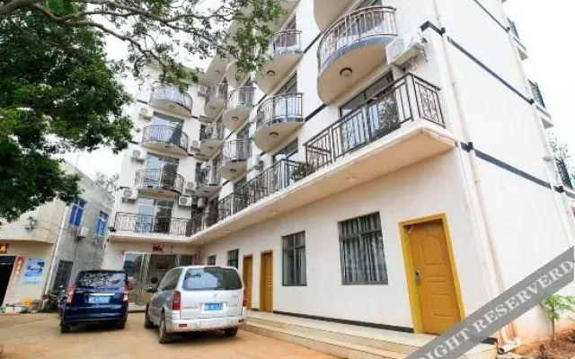 Junyi Hotel (Weizhou Island)