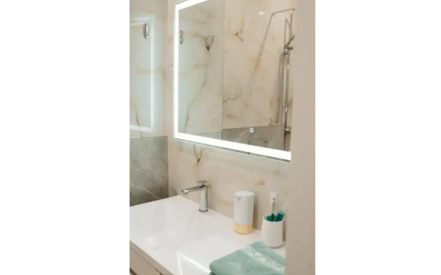 Studio apartment on Dmitry Mendeleev street 2k2