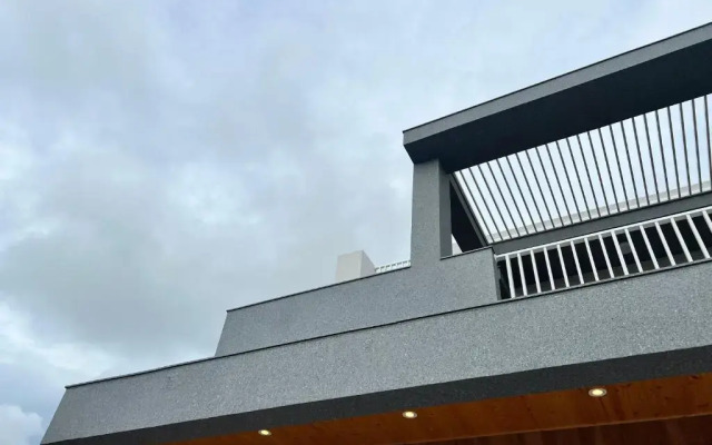 Lin House