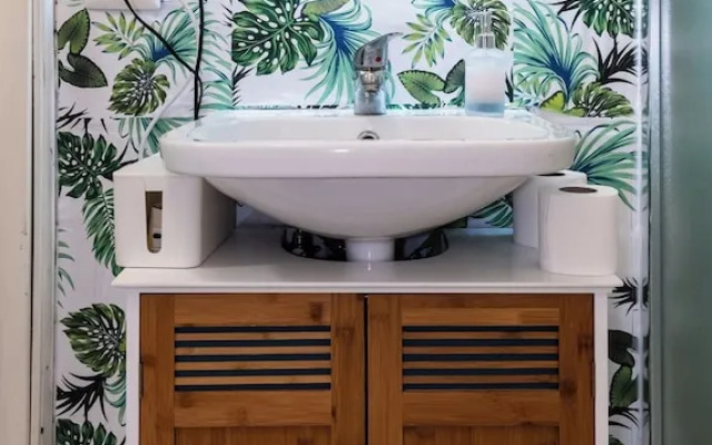 Mini suite with kitchen