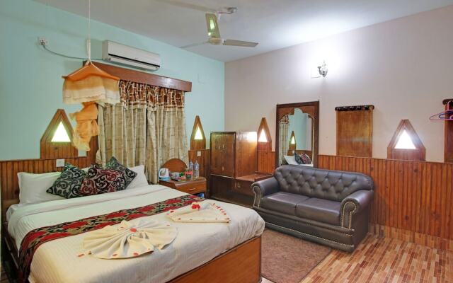 Hotel Riverside