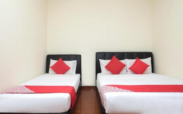 Oyo 89928 Acf Guest House