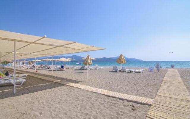 Sunset Beach Club Aqualettings Seashell 37