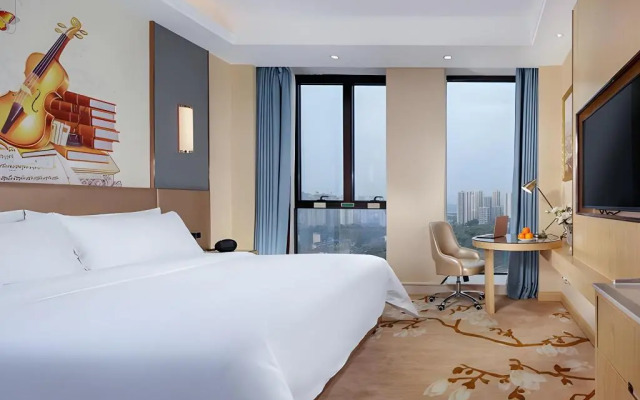 Vienna International Hotel (Chongqing Changshou High-speed Railway Station)