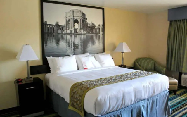 Super 8 By Wyndham Vallejo/Napa Valley