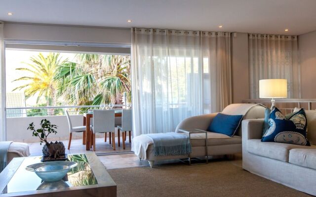 Geneva Drive Luxury Villa