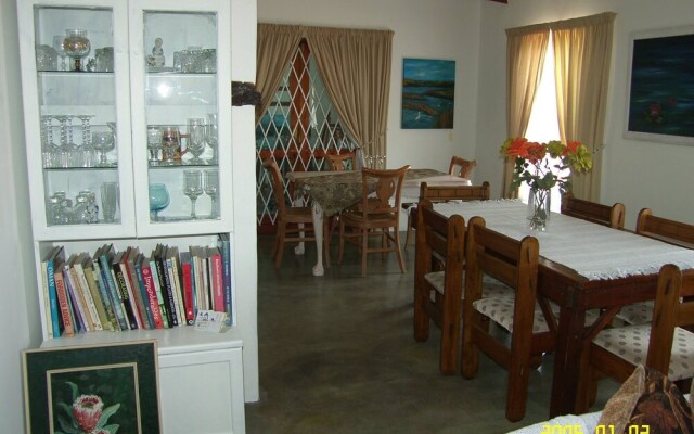 Artists Retreat B And B Self Catering