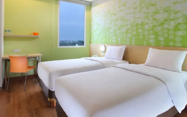 Zest Airport Jakarta by Swiss-Belhotel International
