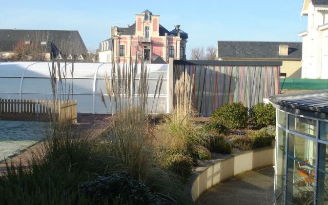 Le Manoir des Tourelles