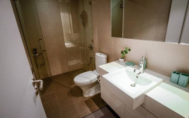 Saigon City View Apartment & Pool