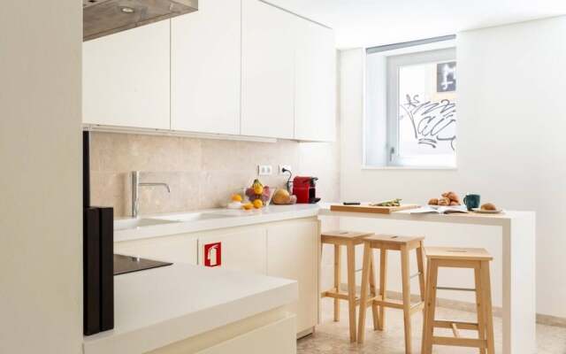 Modern Terrace Apartment Rentexperience