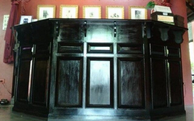 Tri Yaan Na Ros Colonial House