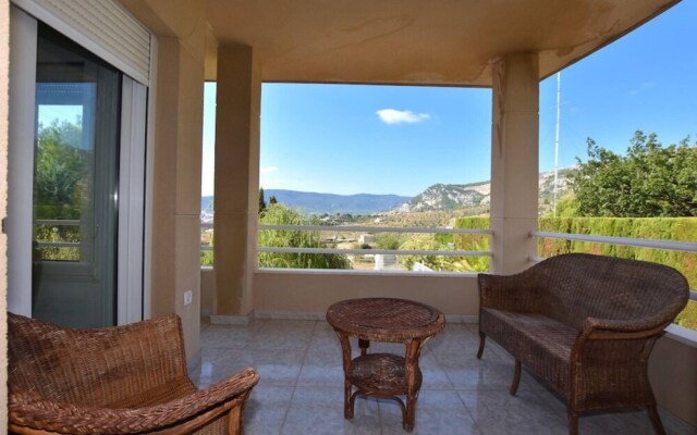 Torreta Of Gormaig, House with swimming pool