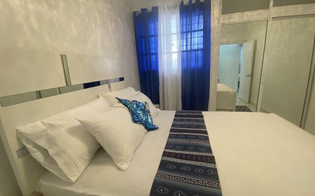 7DR Apt in Prime Location Near Monumental Area