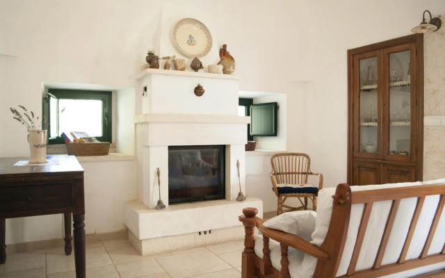 Trulli sul vignale in Masseria Santalachicca