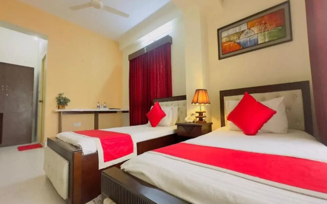 Hotel Grand Circle Inn