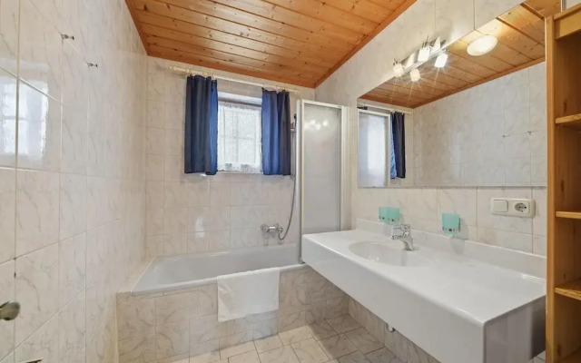 Apartment in Mittersill With Mountain View