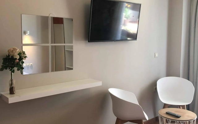 Girogiali Hotel