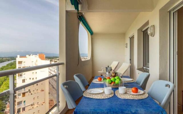 103-Apartamento de dos habitaciones junto al mar