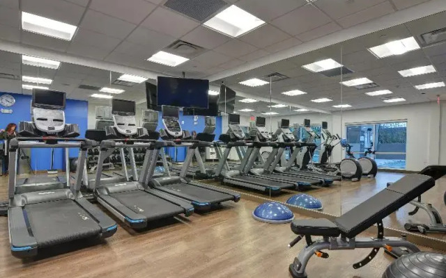 Holiday Inn Express & Suites Greenville - Taylors