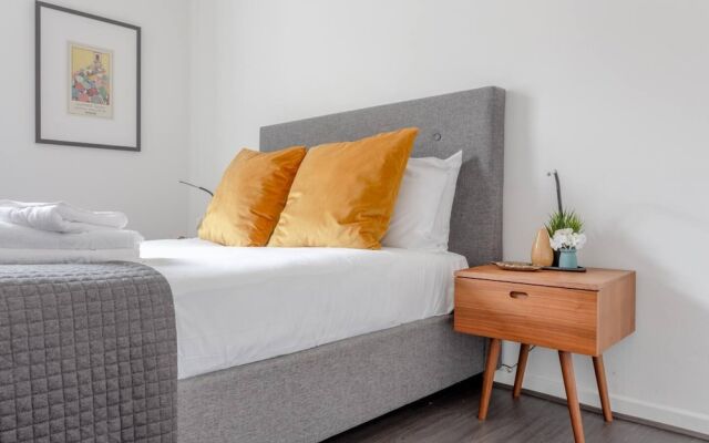Spacious and Modern 1 Bedroom Flat in Shoreditch